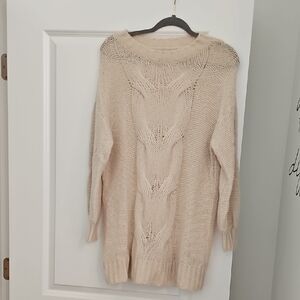 Aerie Cream Cable Knit Sweater